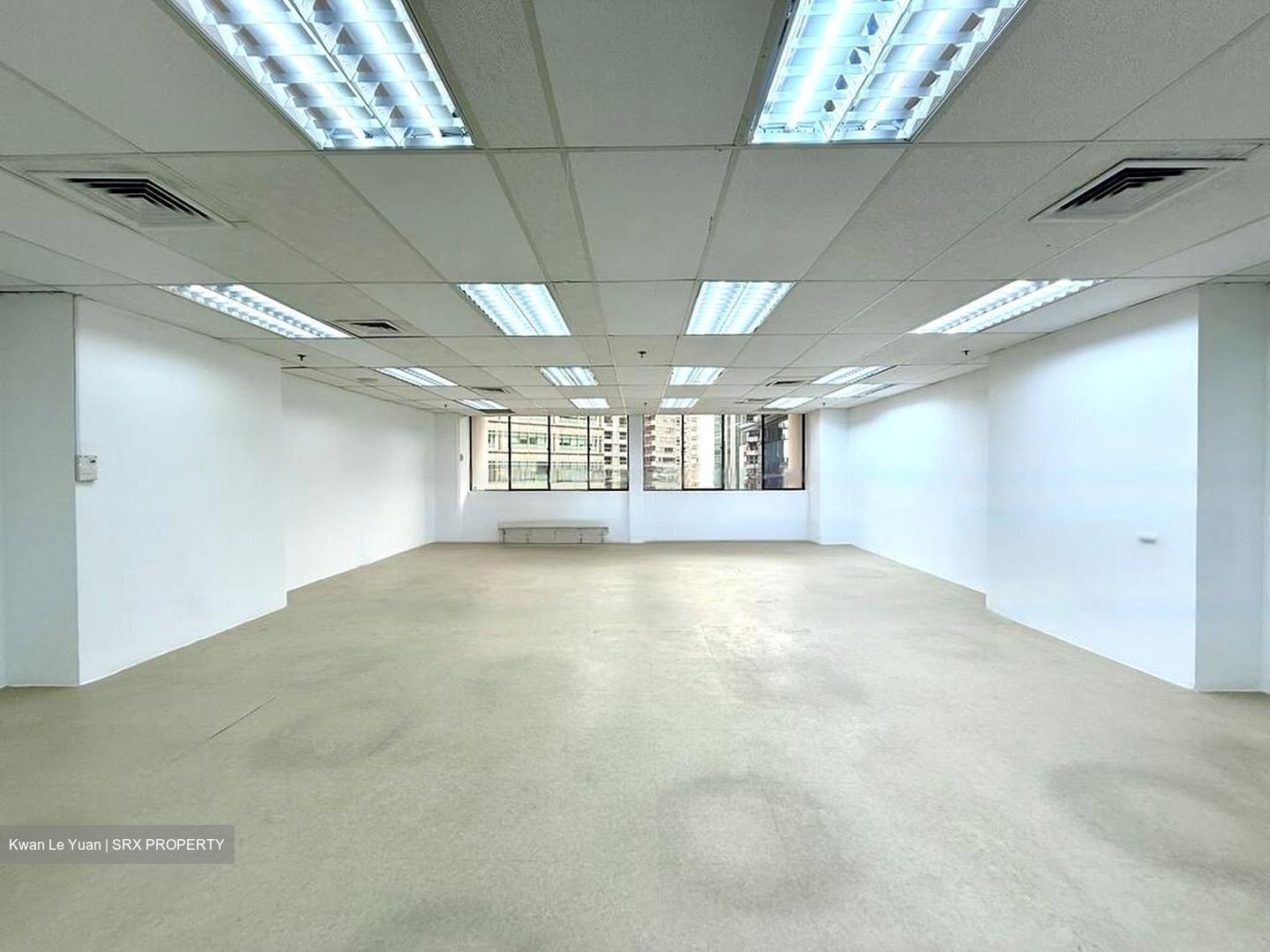 International Plaza (D2), Office #457615481